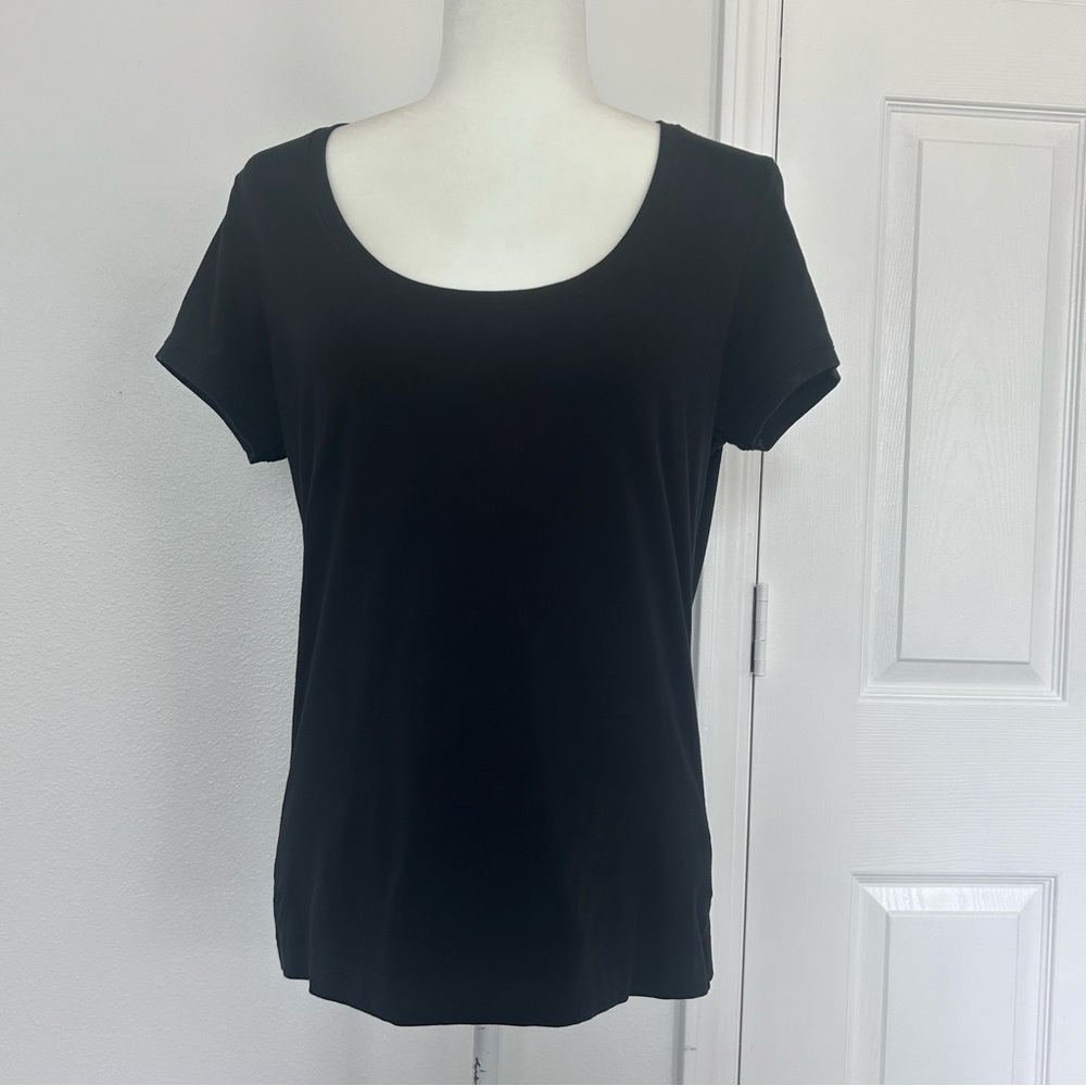 Lilly Pulitzer Classic Black Short Sleeve Tee